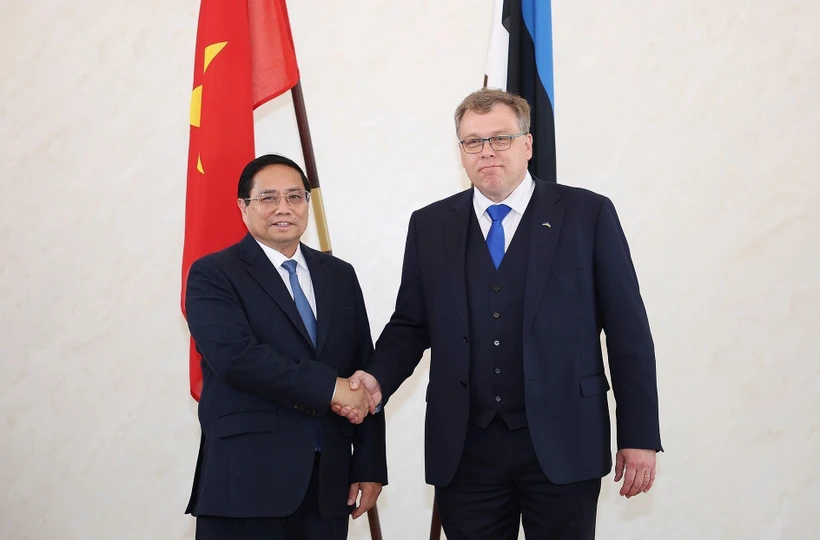 Vietnamese PM meets President of Estonian Parliament
